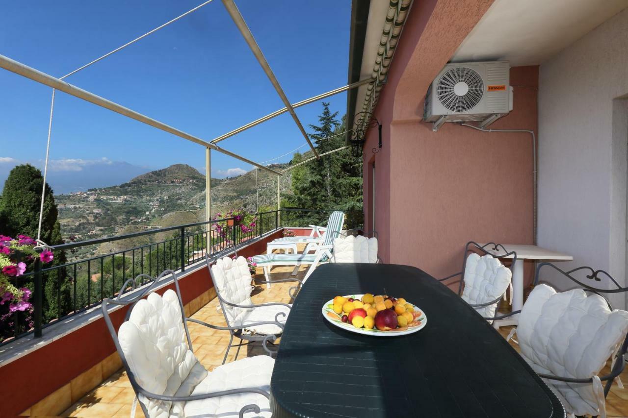 Terrazza Sull'Etna Holidays Apartment Taormine Extérieur photo